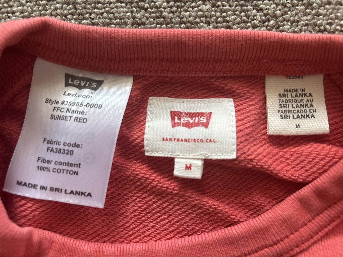 Levi's Pulls & Sweat-shirts: Levis Pullover Grösse M – D'occasion à Kölliken par Sabay2012 8