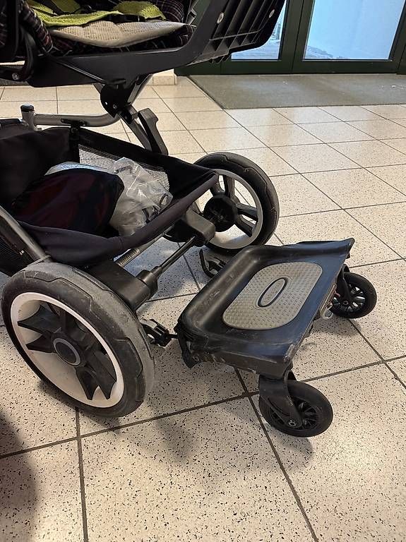 Poussette: Kinderwagen-Set – D'occasion à Luzern par plant-lady 2