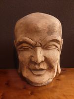 Buddha Kopf aus Holz geschnitzt