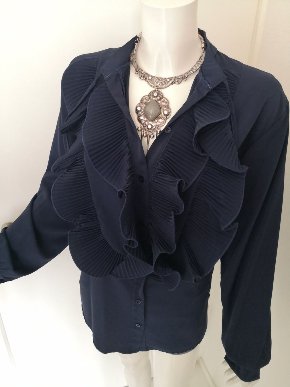 Mango Camicette: 🤩MANGO VOLANTS BLUSE BLAU, NEU – Nuovo (secondo la descrizione) da Olten venduto da Naja-Twins-Twins 7