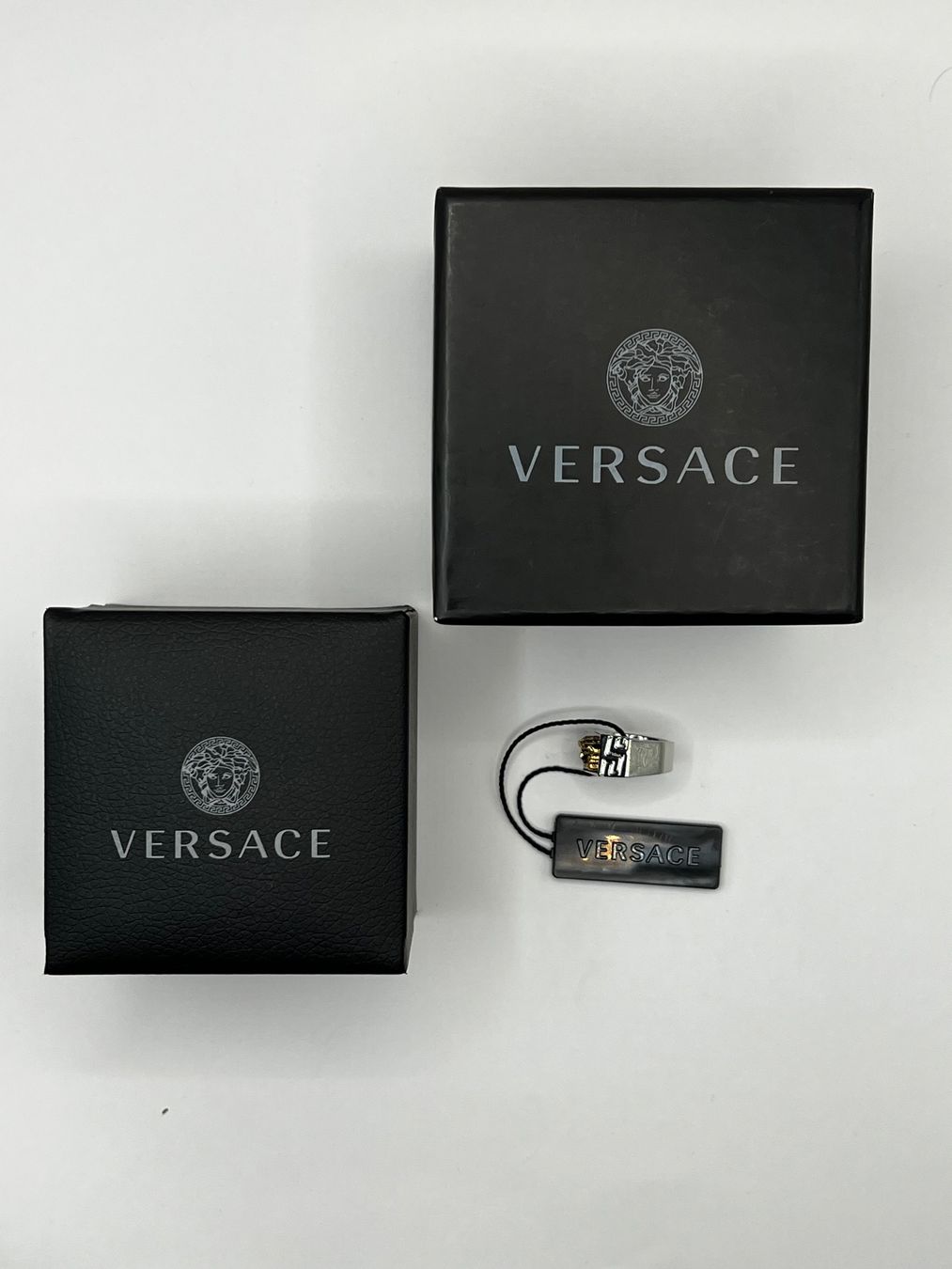 Versace Anelli: Versace UNISEX - Ring, Gr. 47 (7) – Nuovo e nell'imballaggio originale da Oberaach venduto da Dandy2021 4