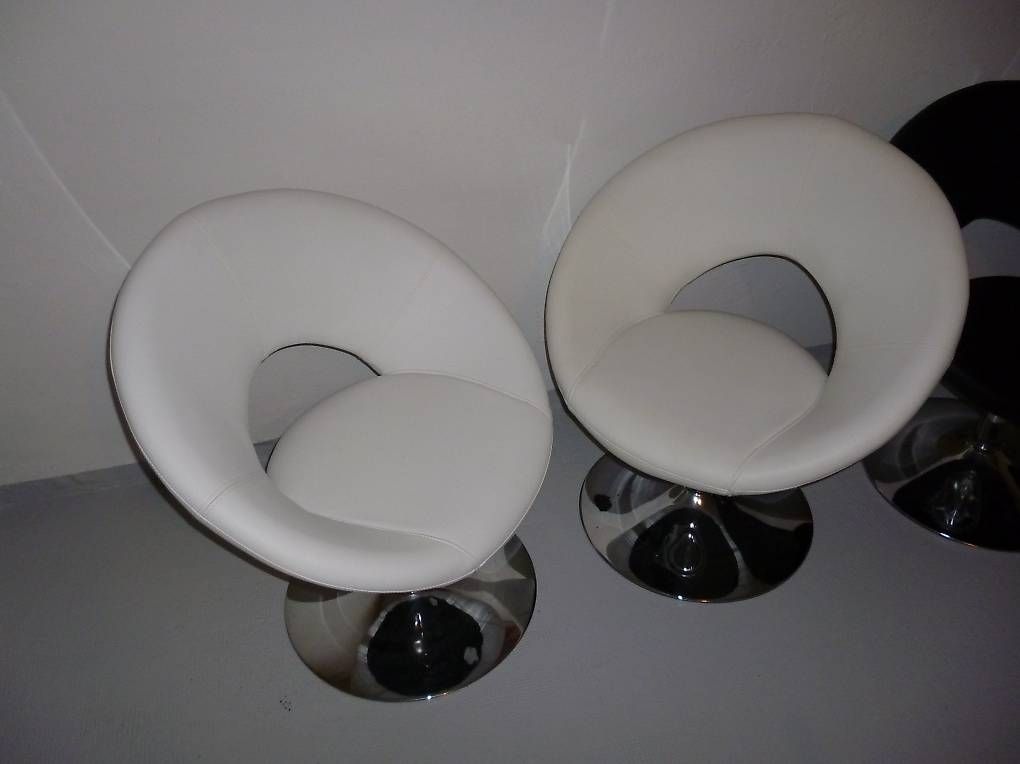 Sedie: 4 moderne Stühle / 4 Chaises moderne – Nuovo (secondo la descrizione) da Lully FR venduto da sab14 4