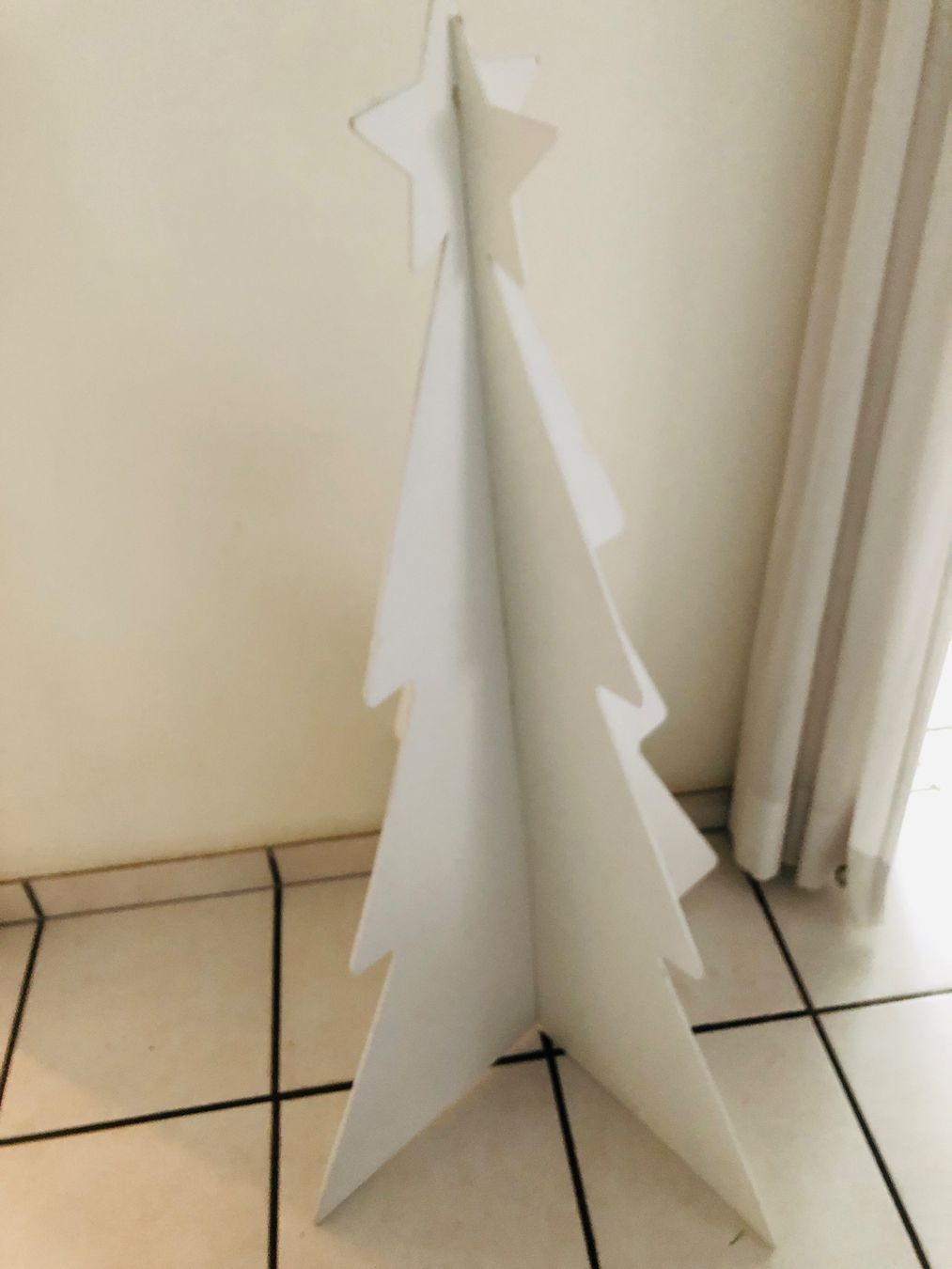Tutte le decorazioni: Weihnachtsbaum aus Holz, Weiss, 96cm – Usato da Arlesheim venduto da leyRum4.5 1