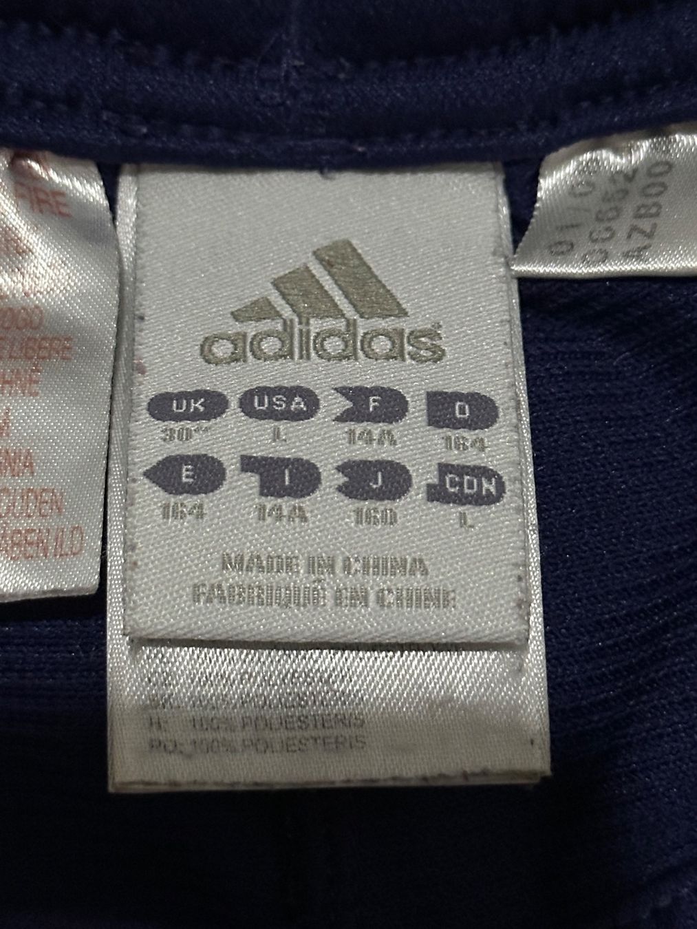 Adidas Pantaloni: Adidas Shorts Gr.164 – Usato da Bern venduto da BrandVilla 3