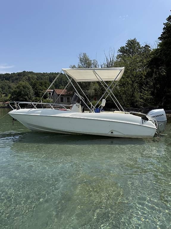 Boote: Motorboot  – Gebraucht aus Balterswil von Berkel21