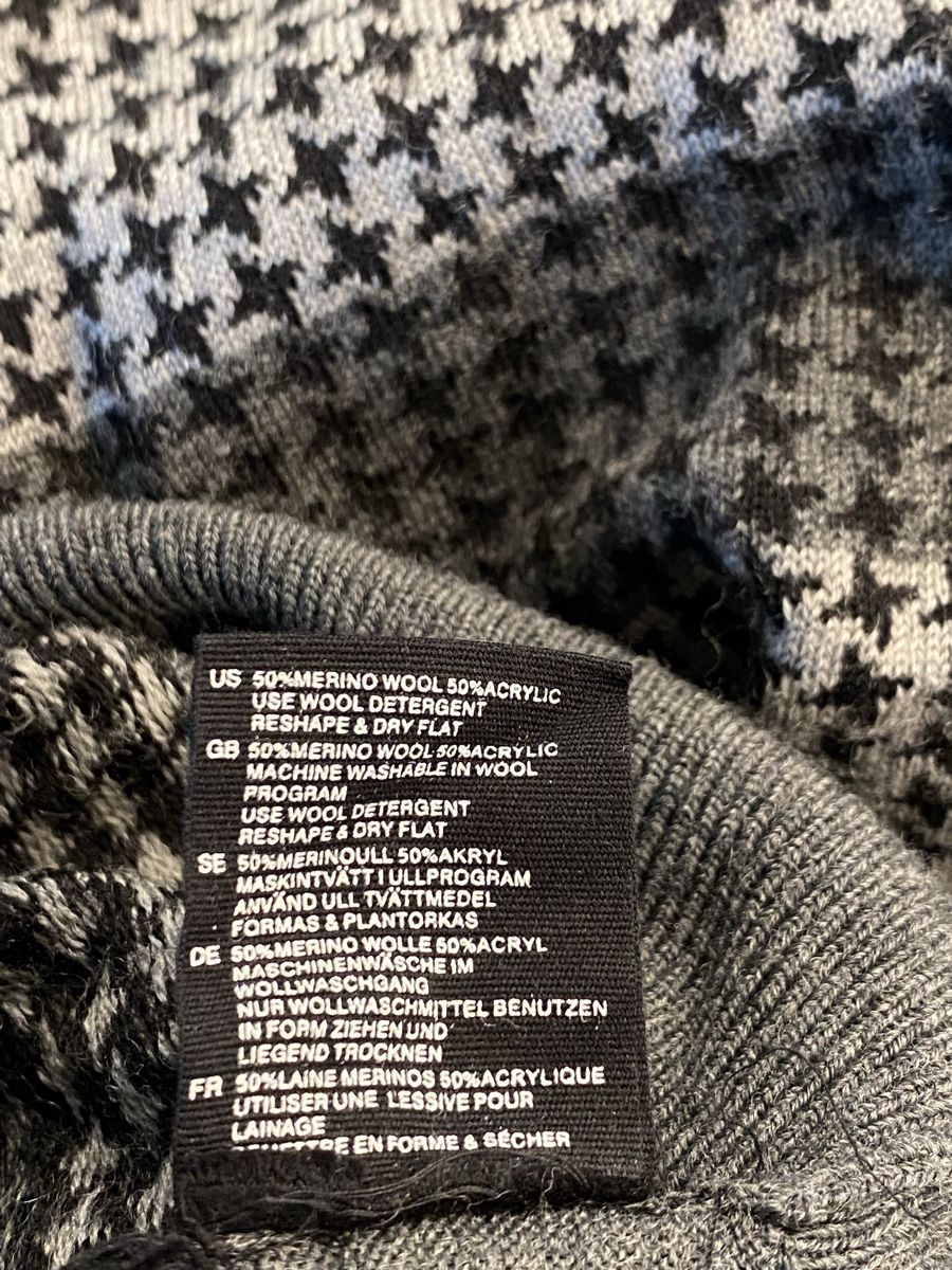 Calvin Klein Pullover & Sweatshirts: Calvin Klein und H&M Merino Pullover XS – Gebraucht aus Basel von phidelitas 9