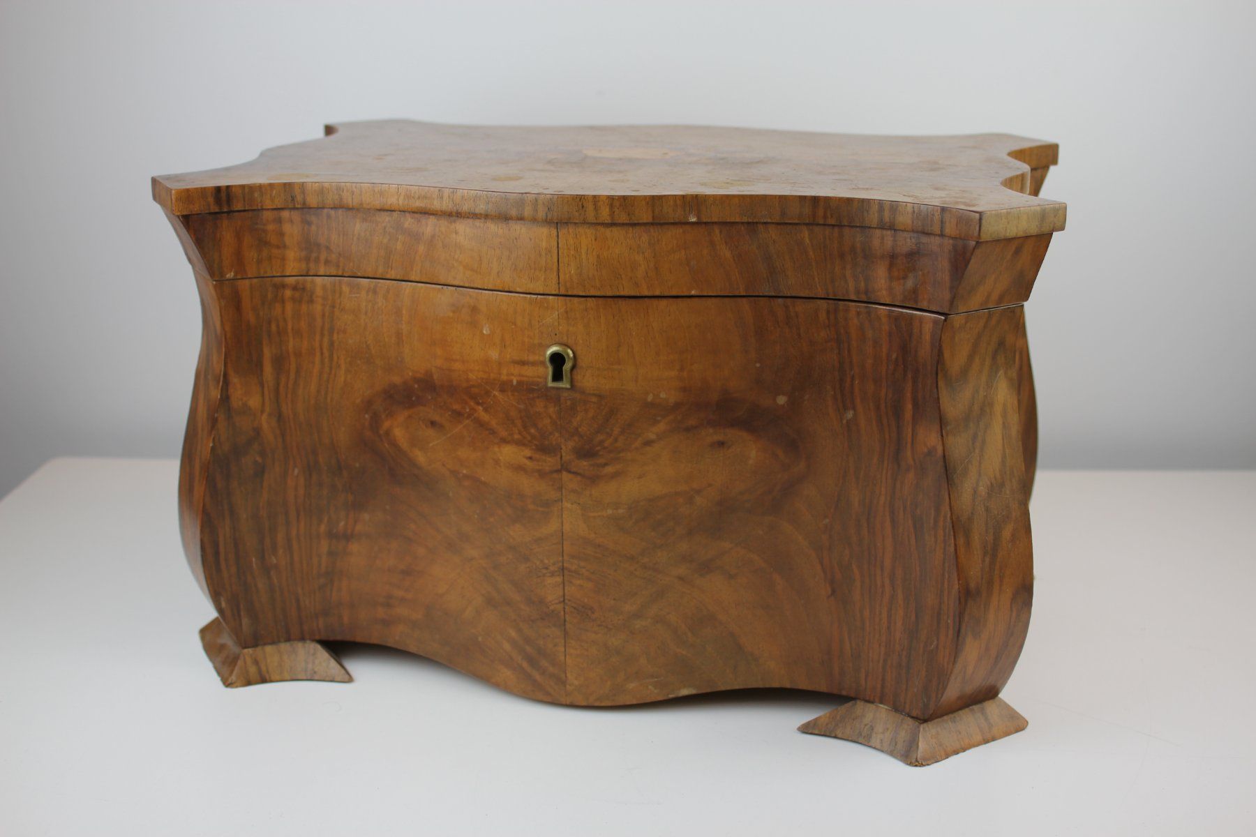 Cassapanche: Altes Biedermeier-Schatulle – Usato da Basel venduto da IRMAundFRED