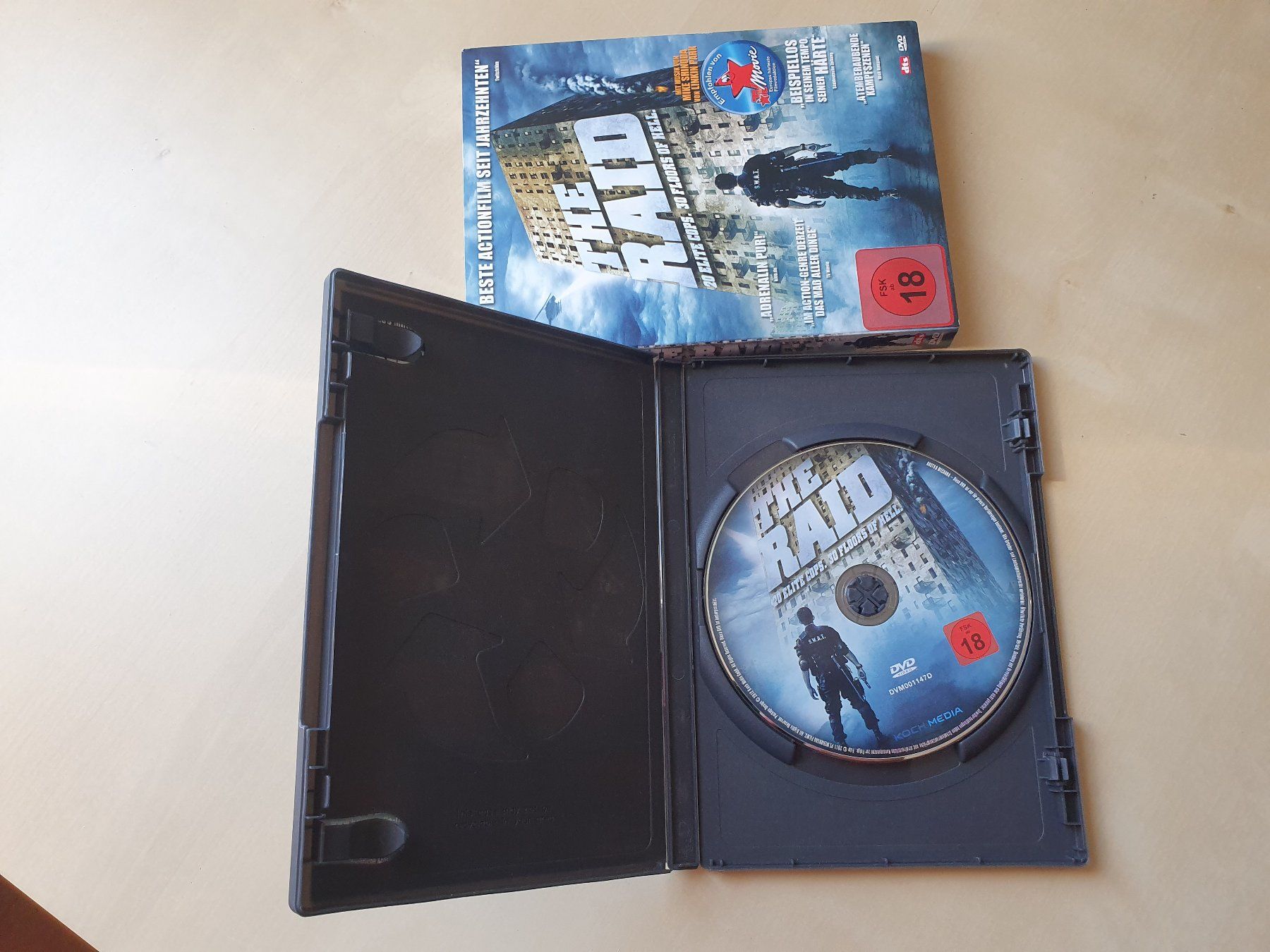 Tous les DVDs: The Raid – D'occasion à Stansstad par collectorsshop 2
