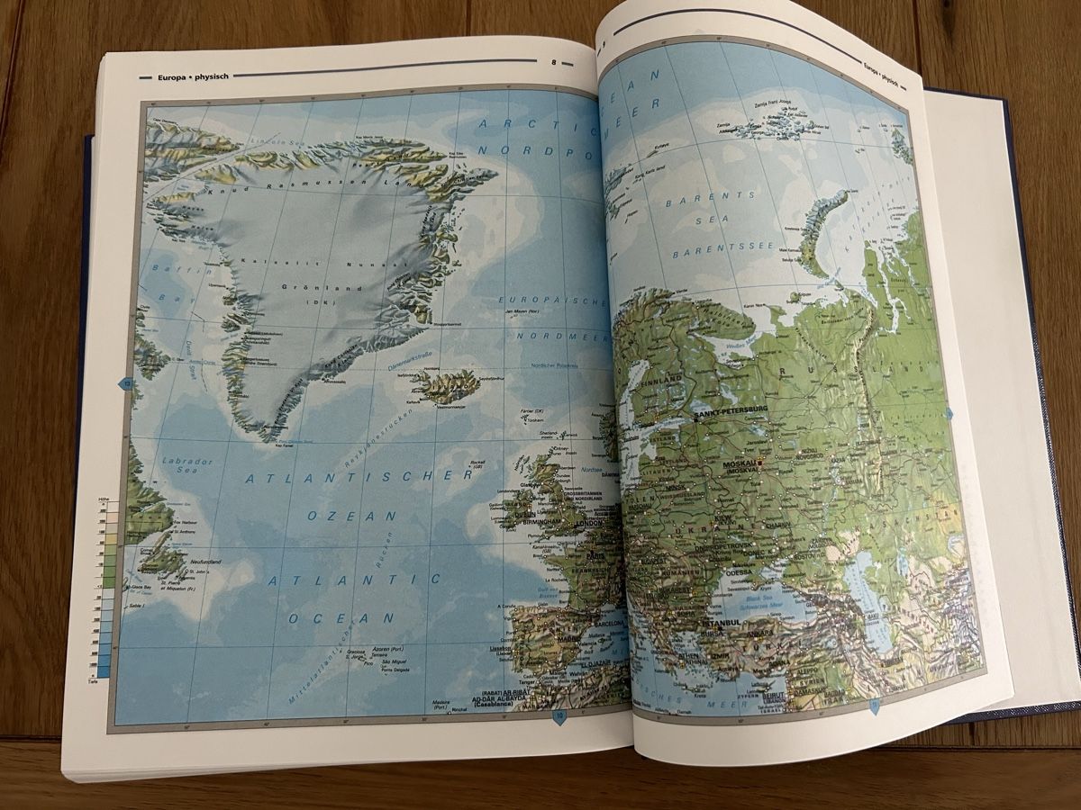Libri: Bertelsmann Universal Lexikon A-Z mit Atlas – Usato da Bern venduto da kat_sm88 8