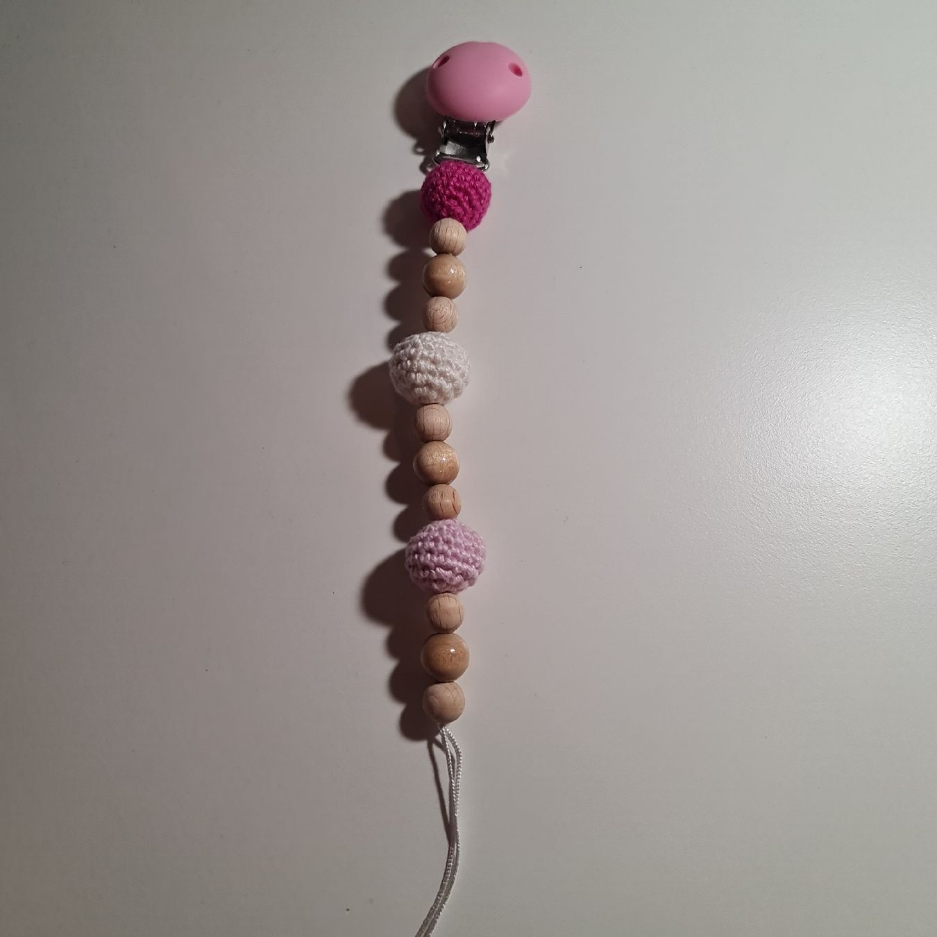 Succhiotti & catenelle porta ciuccio: Handgemachte Nuggikette rosa – Nuovo e nell'imballaggio originale da Grafstal venduto da sel_yil