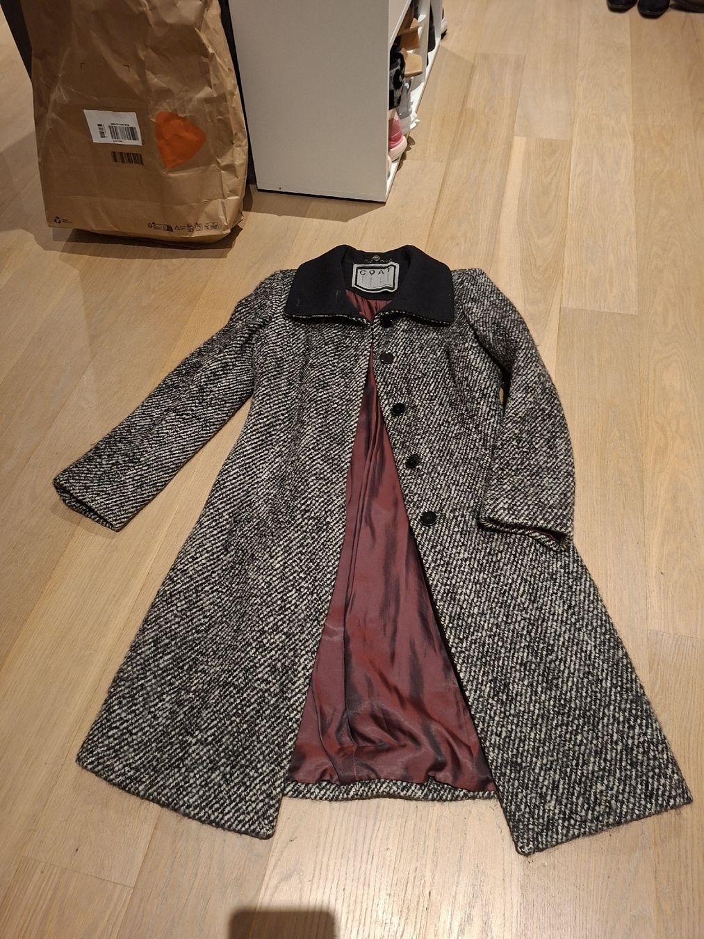 Mäntel: Long Tweed Coat Black White Pattern Elegant Design Size S – Gebraucht aus Zürich von oli_p8cc 2