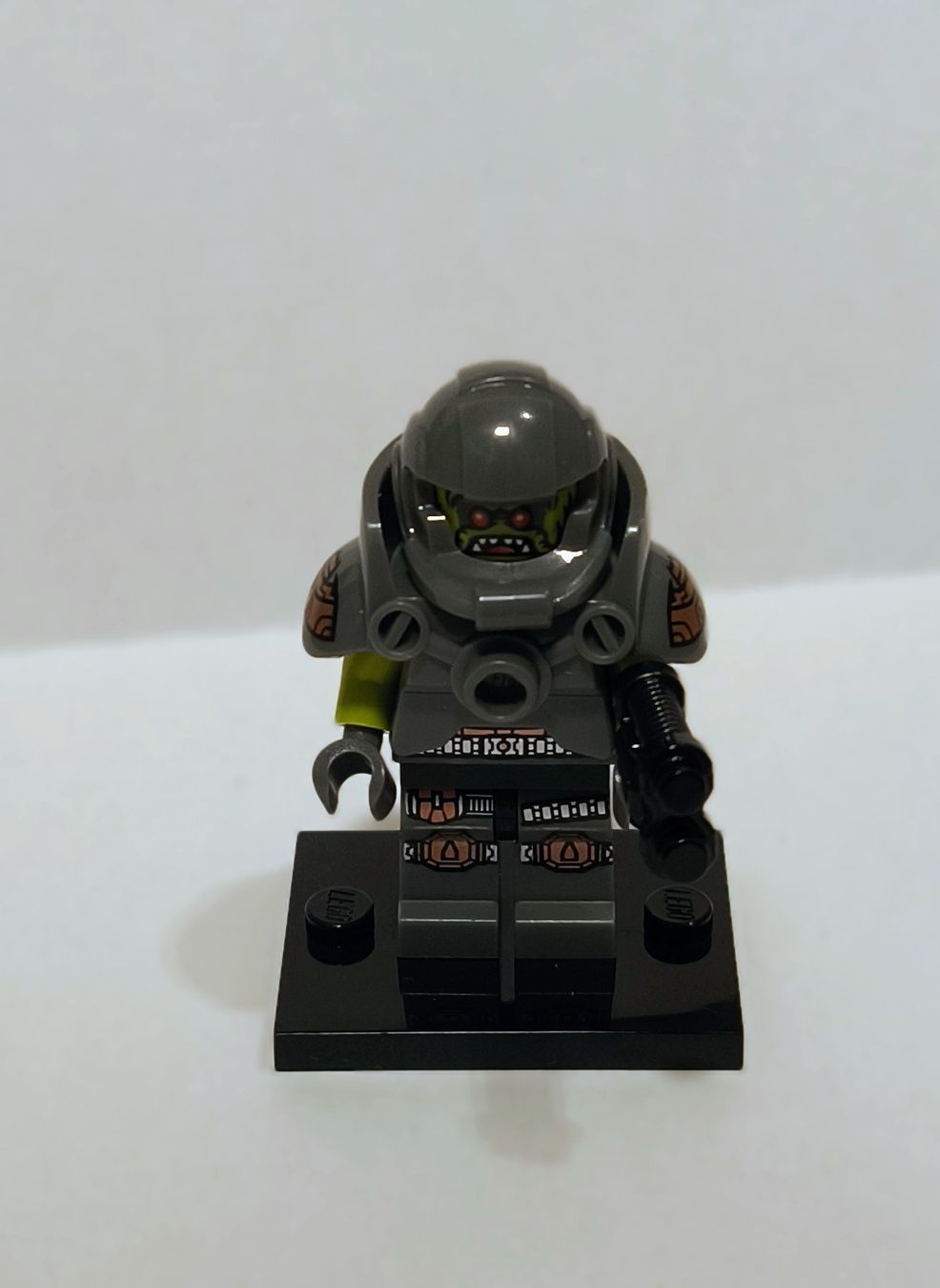 Lego Kit di costruzioni: Lego Minifigures Serie 9 Alien Krieger – Usato da Muri AG venduto da Kramsi 1