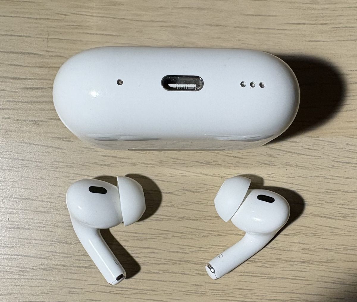 Apple Cuffie: AirPods Pro 2 – Usato da Le Grand-Saconnex venduto da AlexeyYu 2