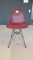 Vitra Eames Plastic Chair DSR, Oxidrot, Polster Rot