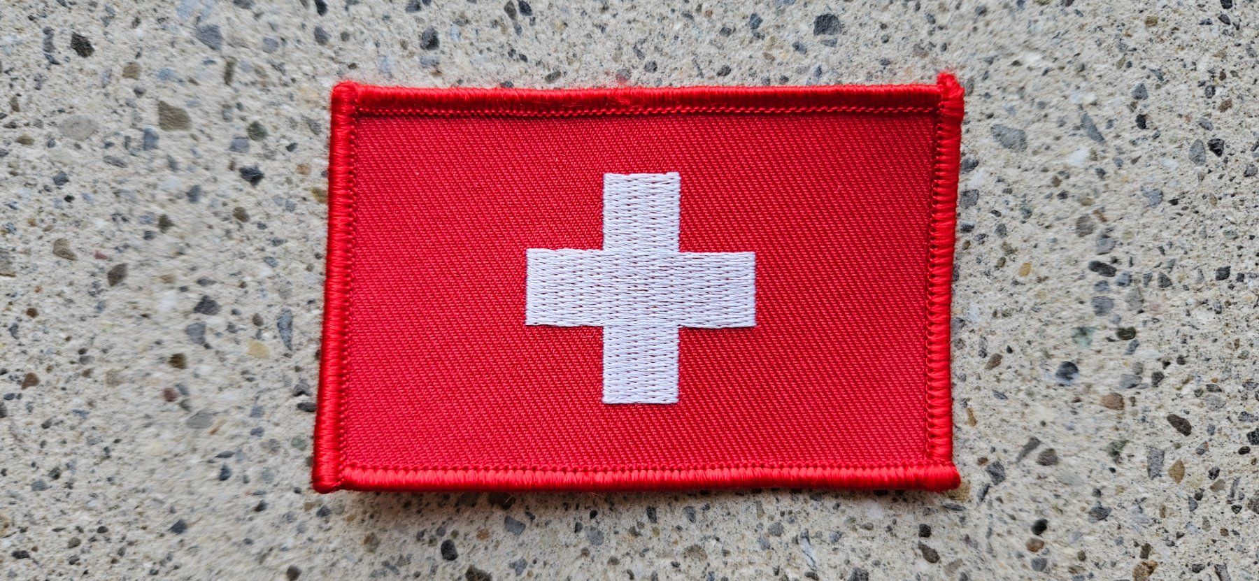 Schweizer Armee Placchette & Badge: ***Badge Luftwaffe ohne klett *** – Nuovo e nell'imballaggio originale da Riedholz venduto da fr_sIruP