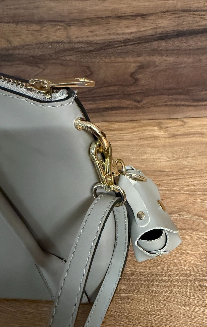 Borse da donna: Handtasche / Leder Grau – Usato da Nussbaumen AG venduto da olitech5415 5