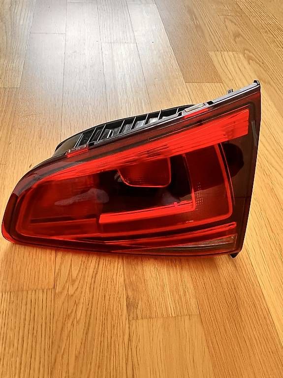 VW Fari: VW Golf Rückleuchten innen – Usato da Maur venduto da fly25 1
