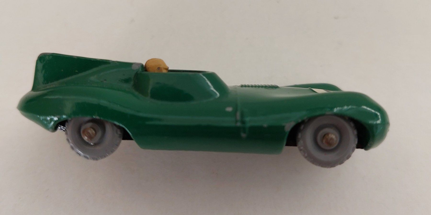 Matchbox Modellini d'auto: Matchbox Lesney Nr. 41 B  Jaguar Type D – Usato da Schenkon venduto da Elbarto007 6