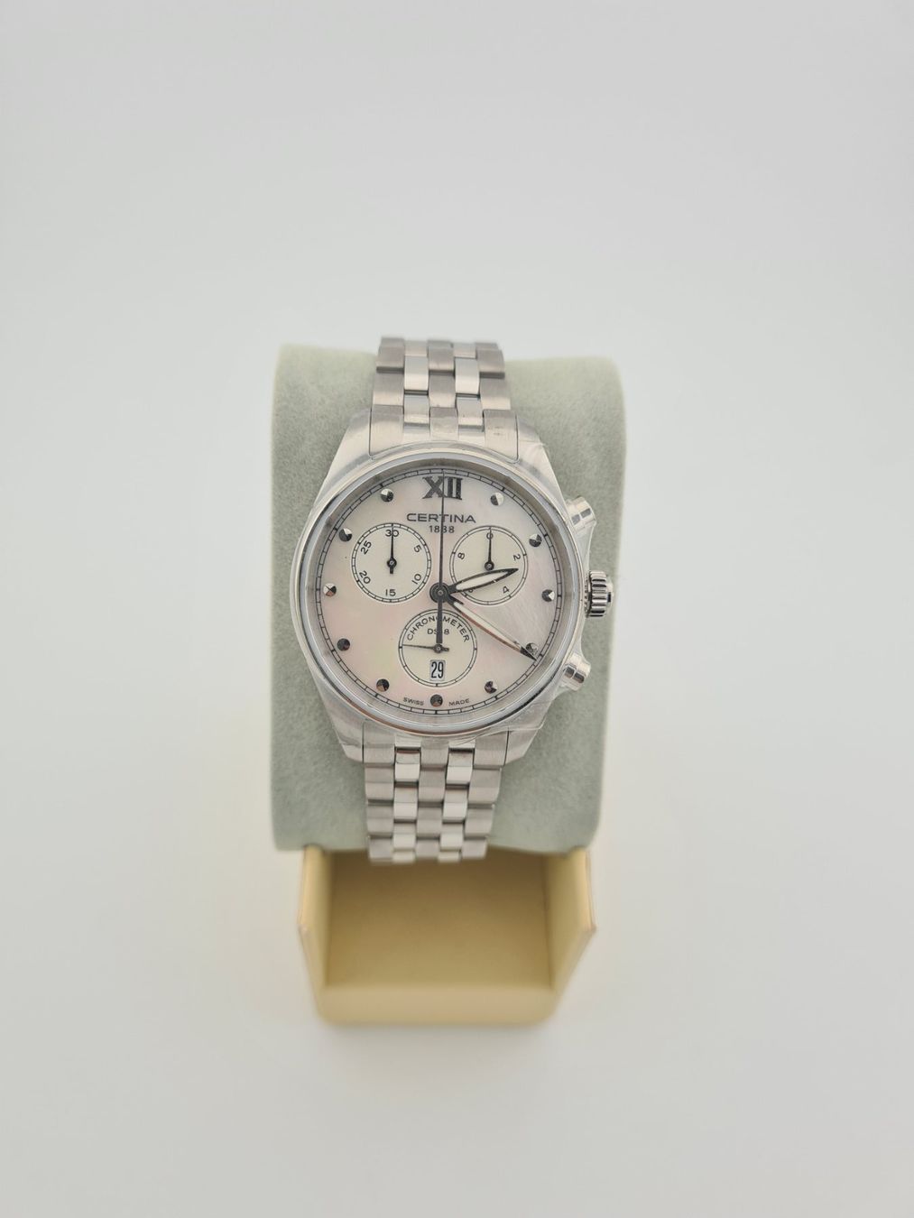 Certina Orologi: Certina Damenuhr Perlmutt Chronemeter Quarz – Nuovo e nell'imballaggio originale da Zug venduto da L.A.Zug
