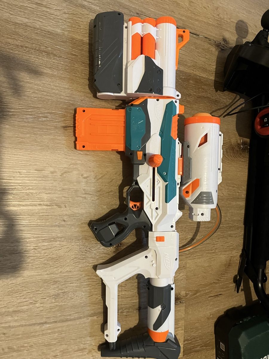 Nerf Giocattoli: Nerf TRI-Strike – Usato da St. Gallen venduto da Mau_Dew 1