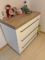 Bett und Wickelkommode von Paidi