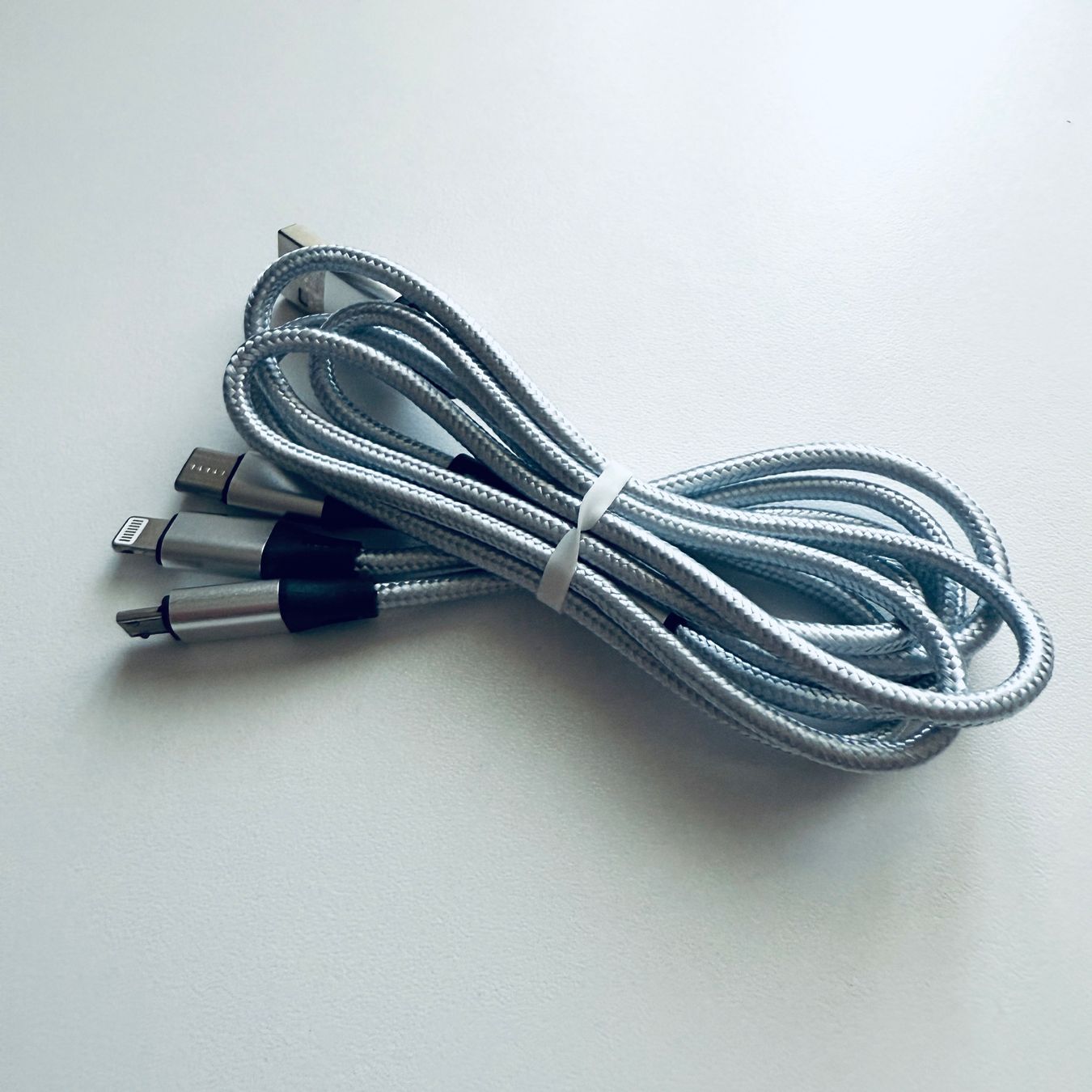 Cavi: USB-A auf 3in 1 Multi Ladekabel USB-C & Lightning & Micro B – Nuovo (secondo la descrizione) da Basel venduto da MY.AIRPODS.SHOP 5
