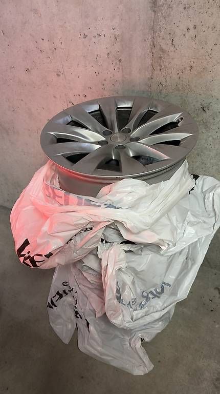 Cerchioni: Original gebrauchte Tesla Model X Slipstream 20" Felgen – Usato da Lenzburg venduto da jit.gmbh