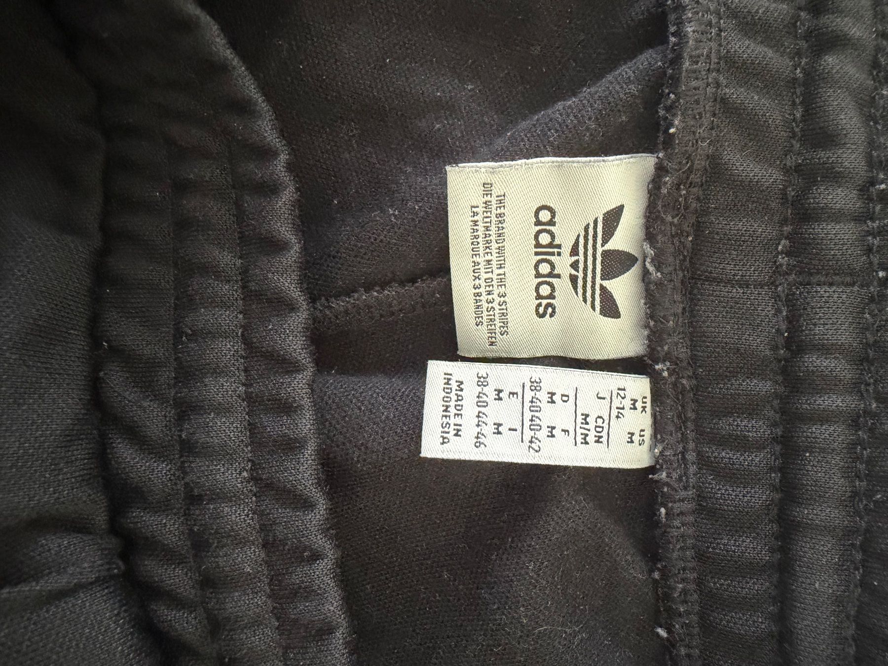 Adidas Hosen: Adidas Jogginghose - M – Gebraucht aus Wettingen von han_skf6 1
