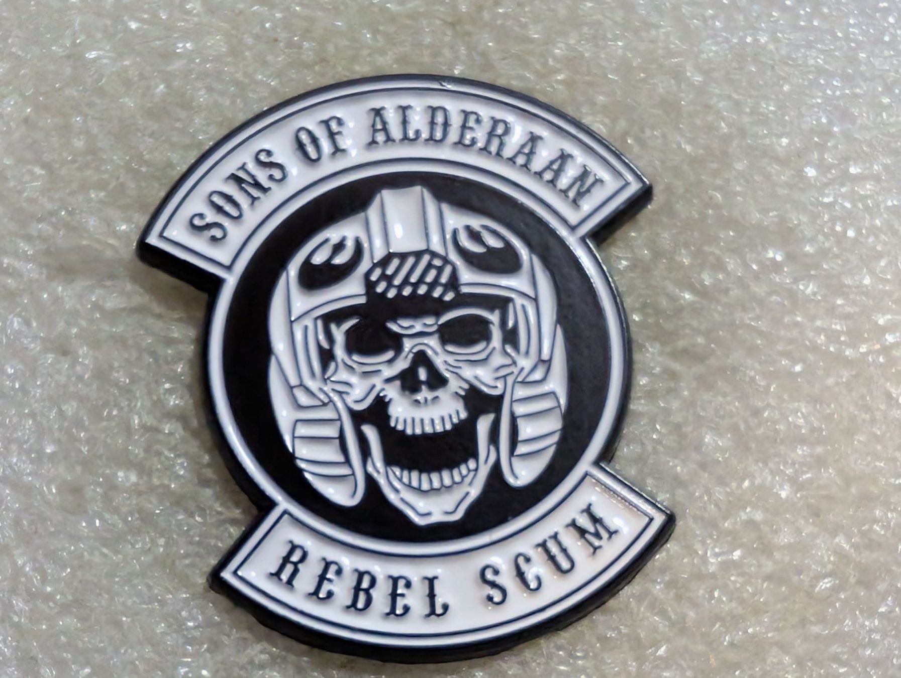 Plaquettes & Badges: Ansteckpin 182: Star Wars – D'occasion à Oppligen par Pin-Fall-Shop