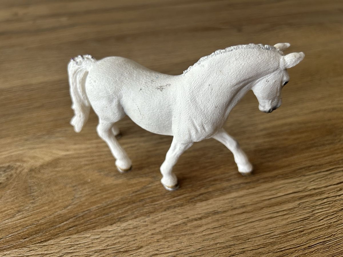 Schleich Figurines: Schleich Pferd – D'occasion à Pfungen par ram_cx8y 1