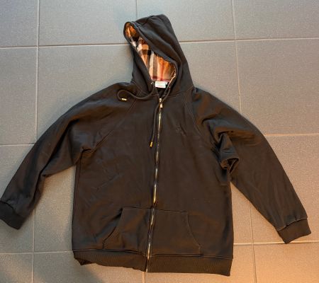 Kapuzenjacke schwarz Grösse XL guter Zustand