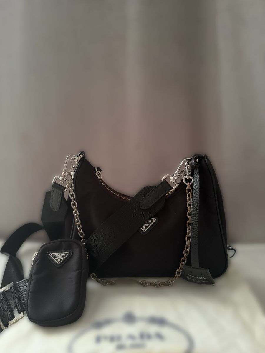 Prada Borse da donna: Sac Prada Re-Edition 2005 – Usato da Genève venduto da ben_6kyz 2