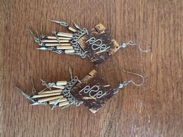 Modeschmuck (Hänckel für ins Ohr ist aus silber)