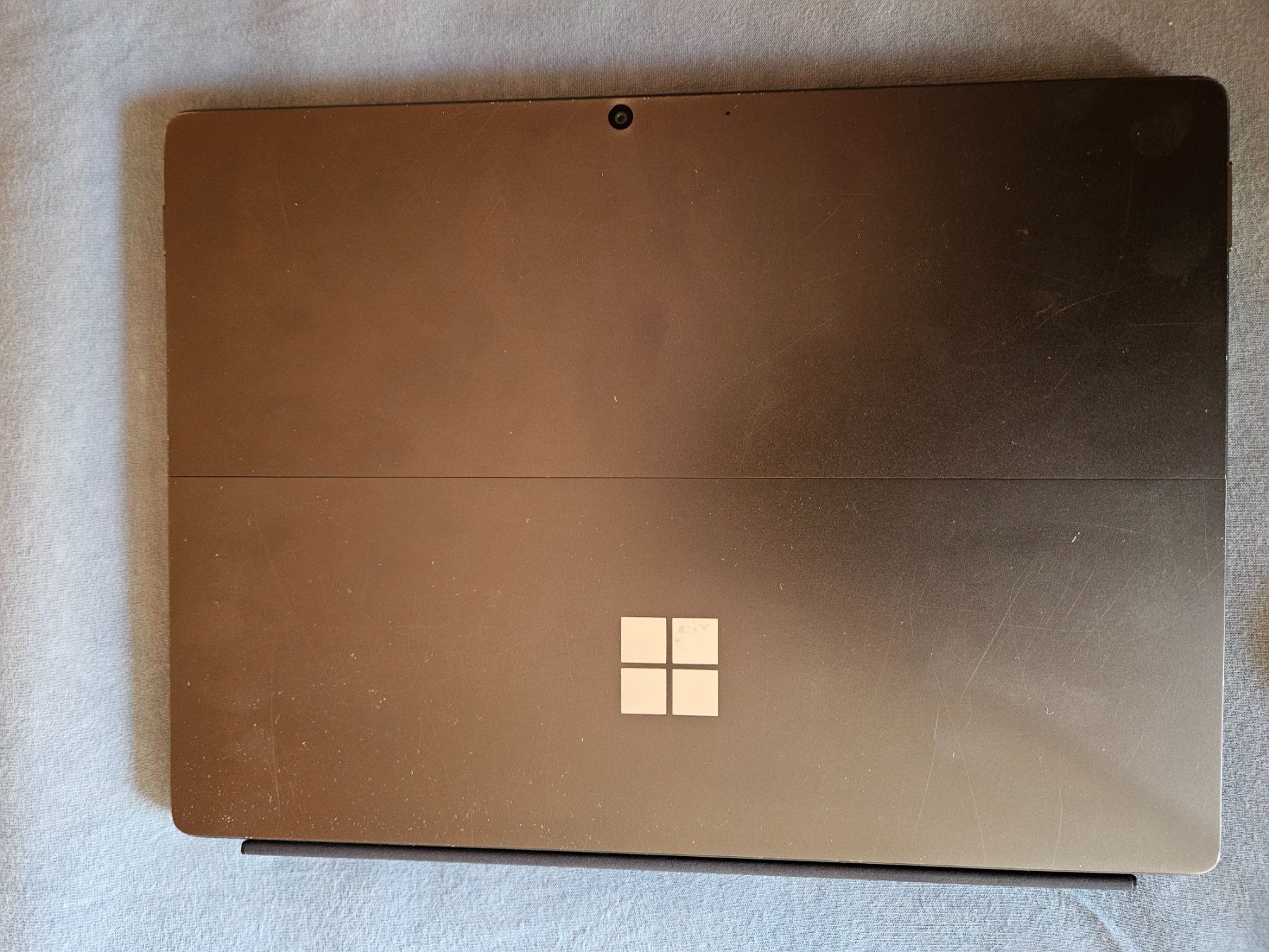 Microsoft Tablettes PC: Microsoft Surface Pro 8 – D'occasion à Neuhausen par kra_n9l5 4