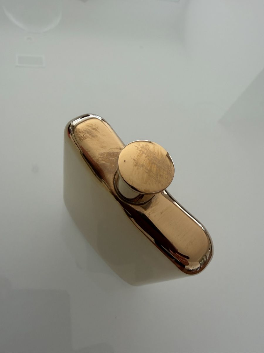 Altro: Flachmann Metall Goldfarben gebraucht – Usato da Oetwil a.d. Limmat venduto da Koha64 2