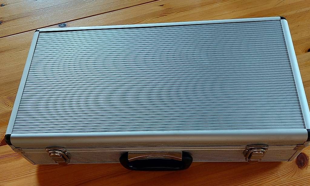 Set di posate: Grillkoffer, neu. 11 teilig – Usato da Reinach AG venduto da Dahlie12 2