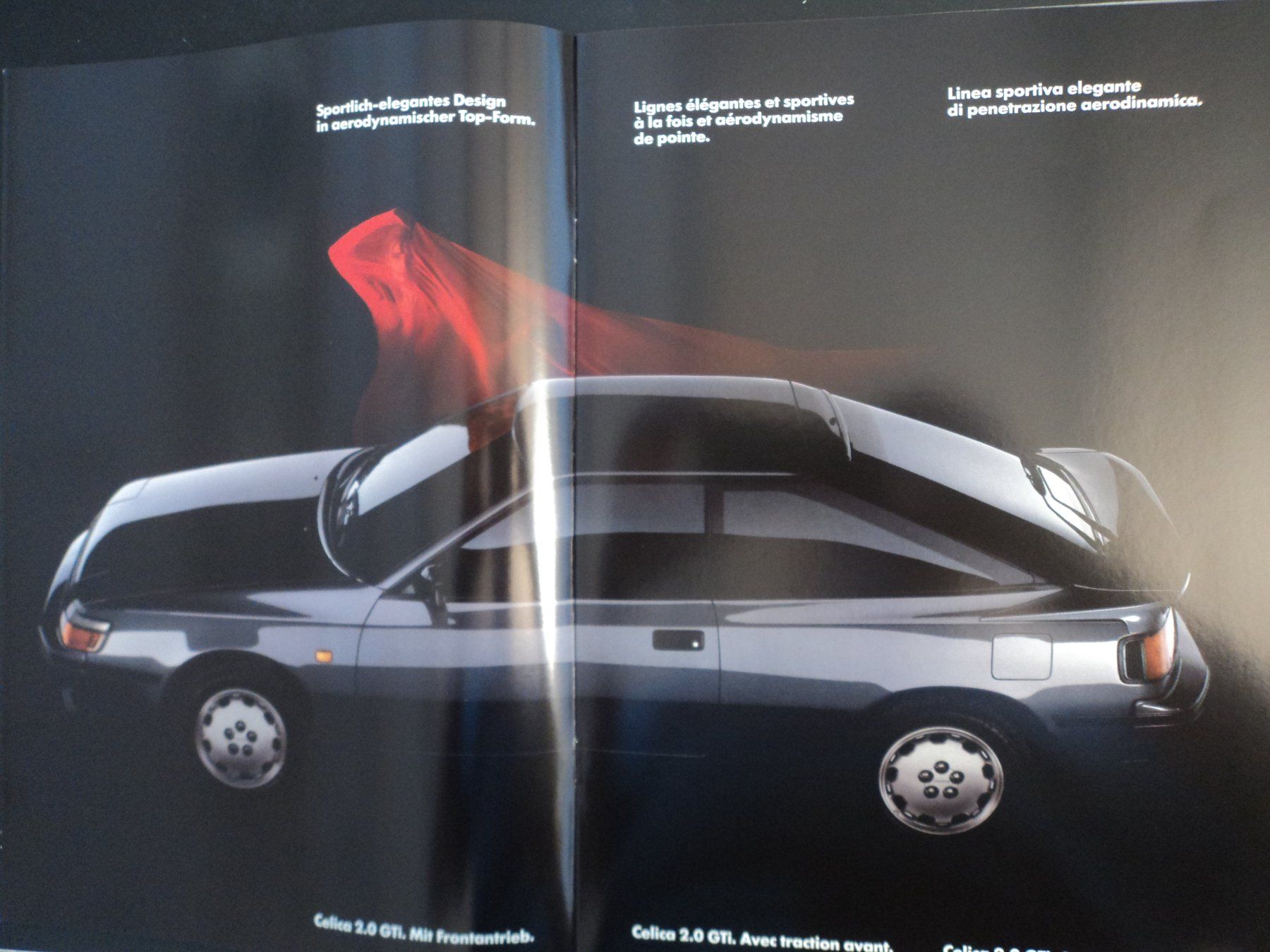 Toyota Documents: Prospekt Toyota Celica 1988 – D'occasion à Schwarzenburg par modelCARama 2