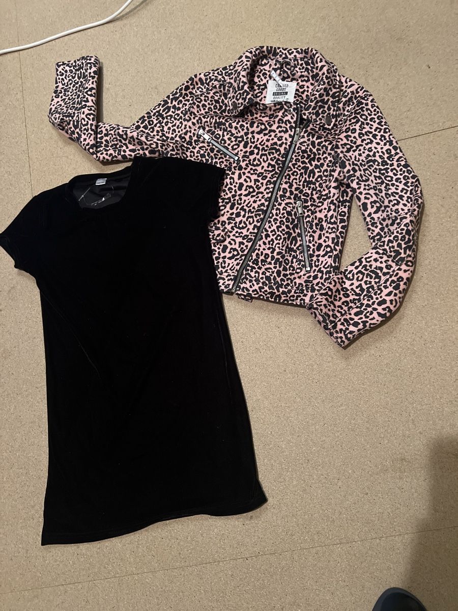 Lotti & Set di vestiti: Mädchenset mit samtkleid und jacke in gr 146 – Usato da Zell  ZH venduto da sweety052