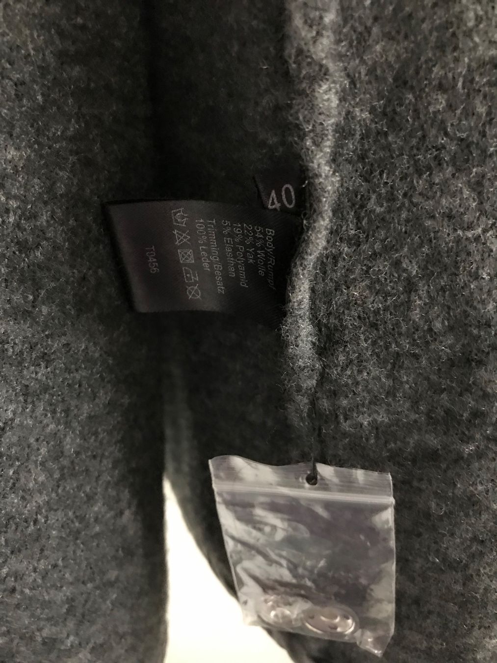 Jacken: Poncho, Gr. 40, Grau mit Lederapplikationen – Gebraucht aus Niederteufen von mix18 2