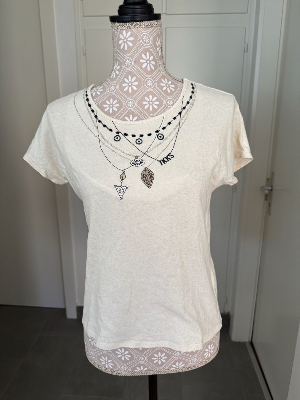 IKKS Top: IKKS - Top - S – Usato da Sion venduto da accroshoes