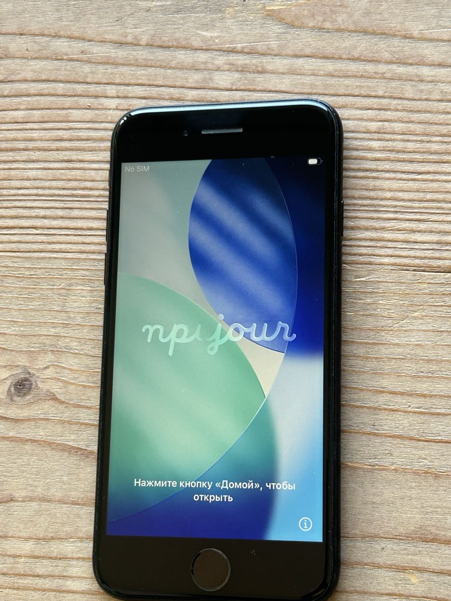 Apple Handys / Smartphones: Apple iPhone SE 2. Gen, 128GB, schwarz – Gebraucht aus Güttingen von Wasser9