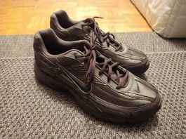 Nike Initiator Brown 46