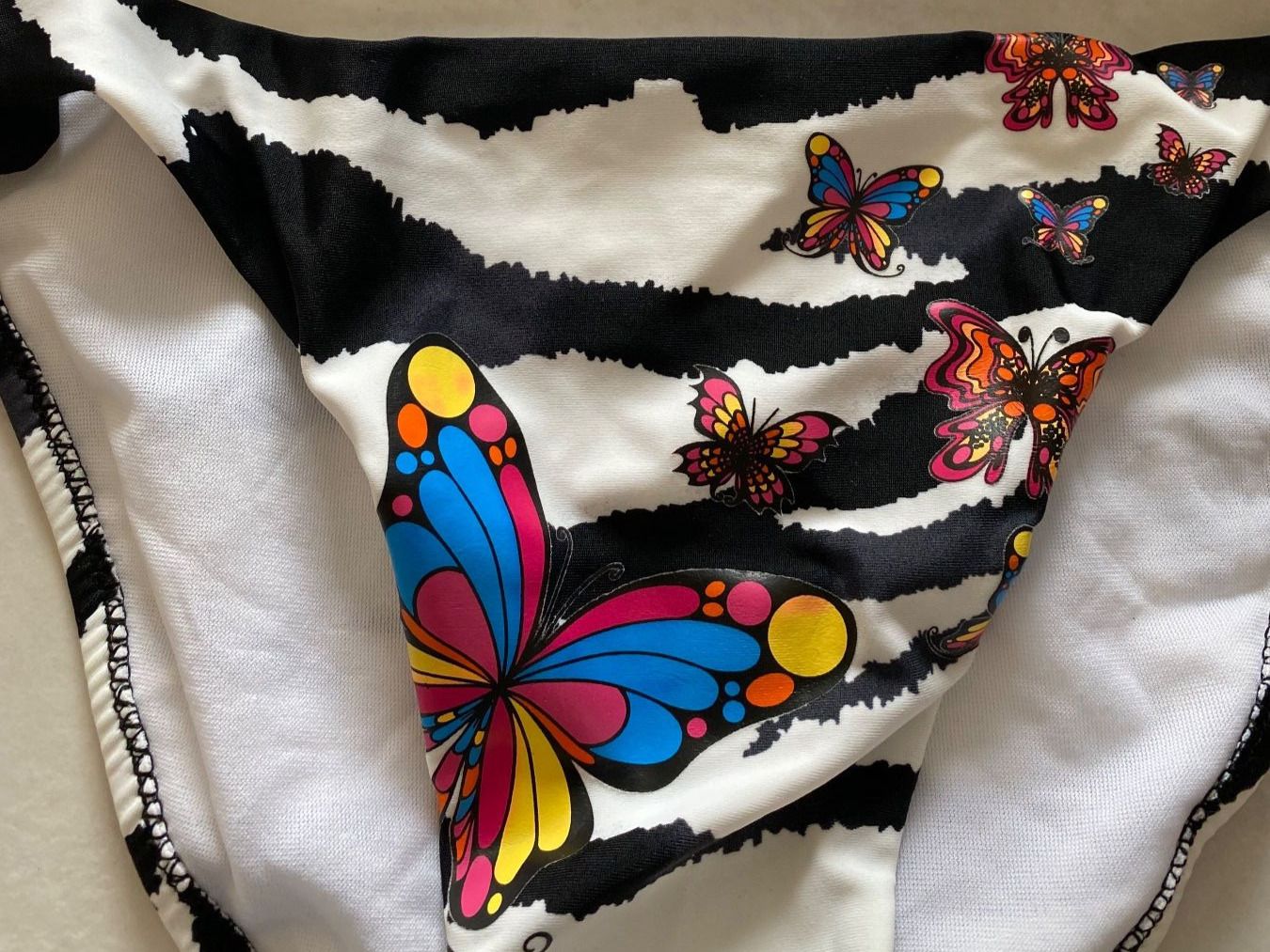 Costumi da bagno & Bikini: Bikini Rae - Schmetterlinge - Grösse ca. 34/36 – Nuovo (secondo la descrizione) da Eschenbach SG venduto da Peachick 2