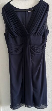 Schwarzes Abendkleid Grösse 42