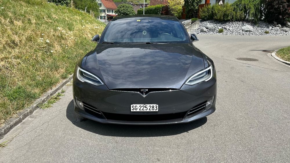 TESLA Model S Raven Long Range Allrad 573PS / AP3.0 / MCU 2