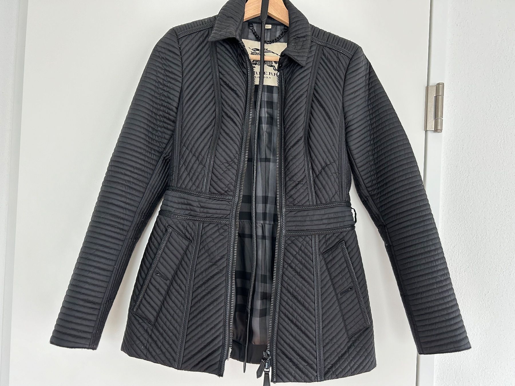 Burberry Giacche: Burberry Jacke Gr. XS – Usato da Ennetbürgen venduto da xxTinixx