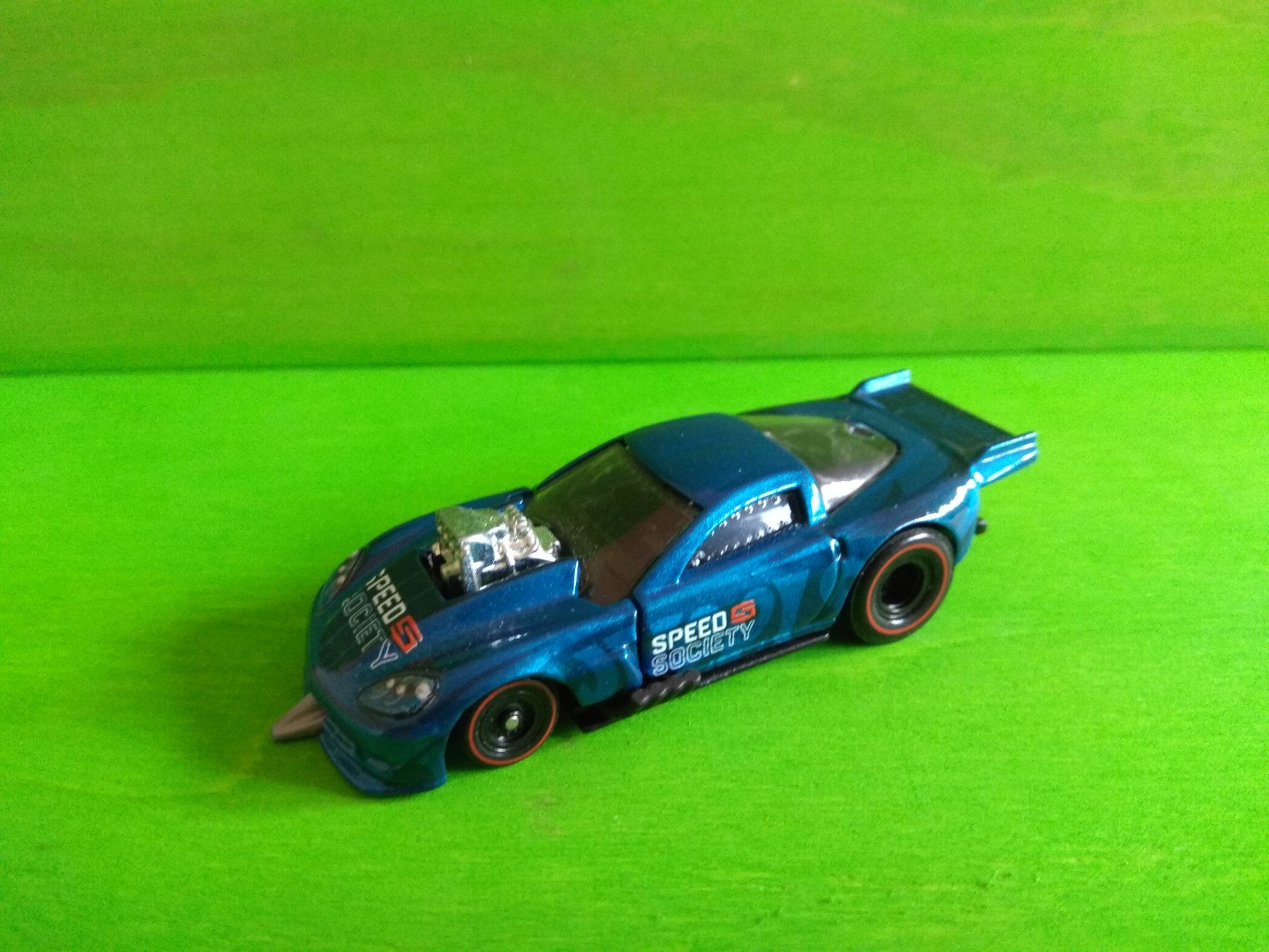 Hot Wheels Modellautos: Hot wheels premium Corvette Z06 – Gebraucht aus Villars-sur-Glâne von dadj01