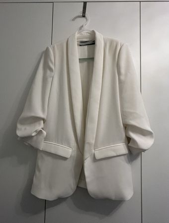 Eleganter Zara Damen Blazer in Weiss, Grösse S - Top!