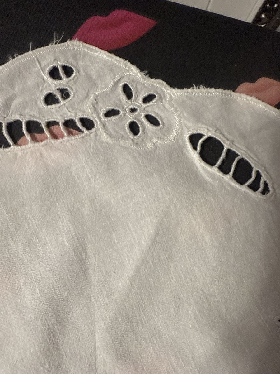 Altra biancheria da tavola: Zwei elegante Deckchen, Handarbeit, weiss,Durchmesser 30cm – Nuovo (secondo la descrizione) da Spreitenbach venduto da BIH2005 2