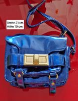 Blaue Lacktasche, Umhängetasche, trendy